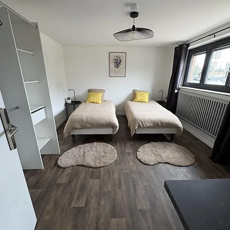 Privee - Le Petit Chez Soi - Proche Cattenom Guest house