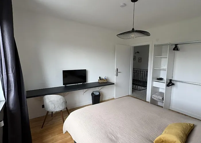 Privé Dans Grand Le Petit Chez Soi 150m2 *