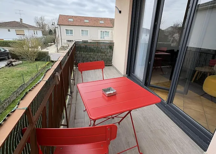 Privé Dans Grand Le Petit Chez Soi 150m2